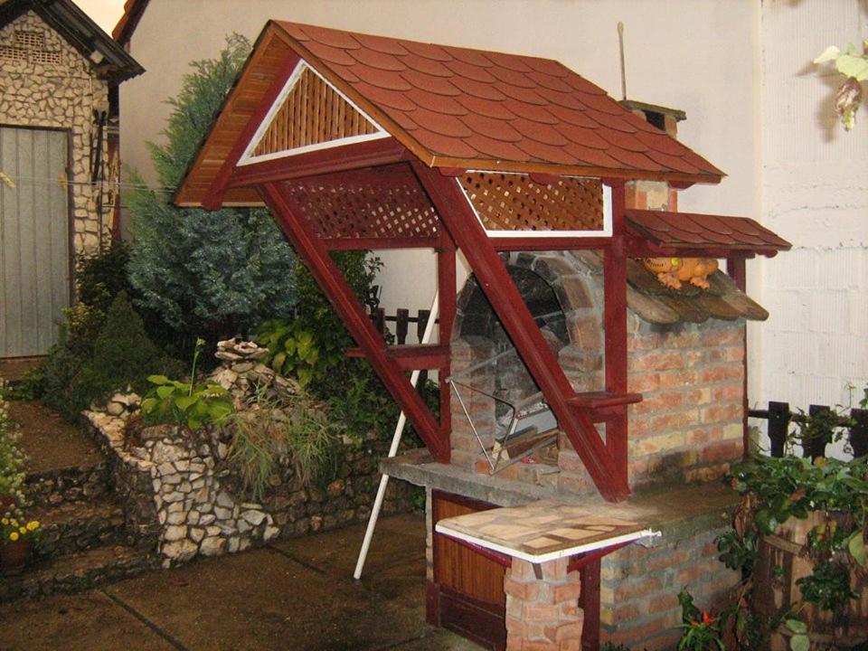 Apartman Vrdnicak Vrdnik Luaran gambar