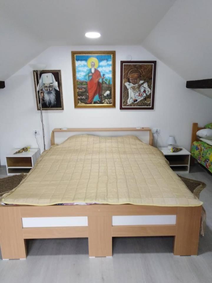 Apartman Vrdnicak Vrdnik Luaran gambar