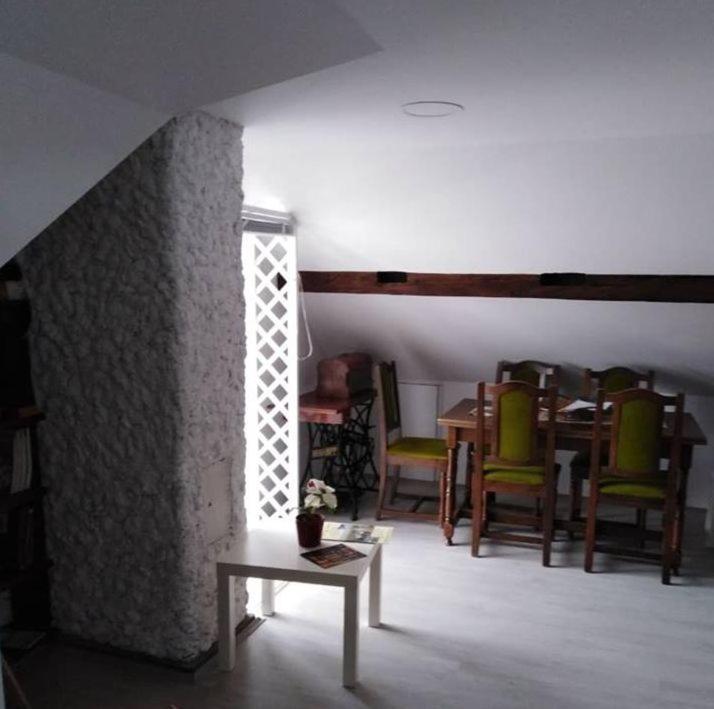 Apartman Vrdnicak Vrdnik Luaran gambar