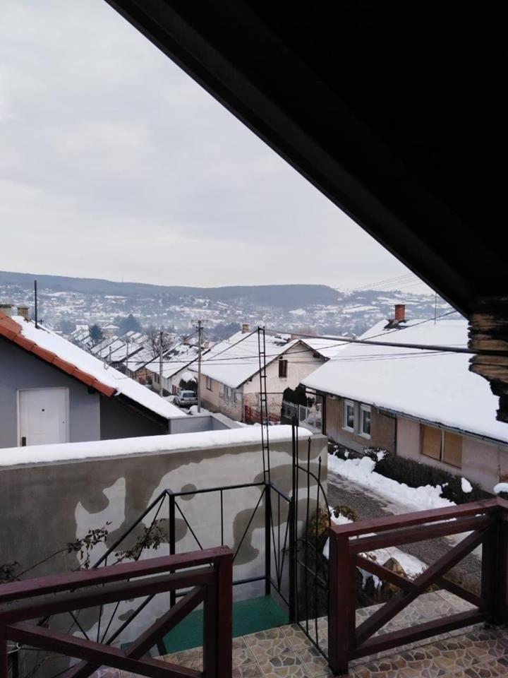 Apartman Vrdnicak Vrdnik Luaran gambar