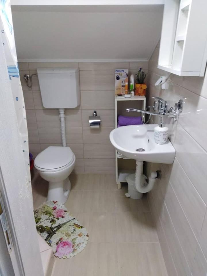 Apartman Vrdnicak Vrdnik Luaran gambar