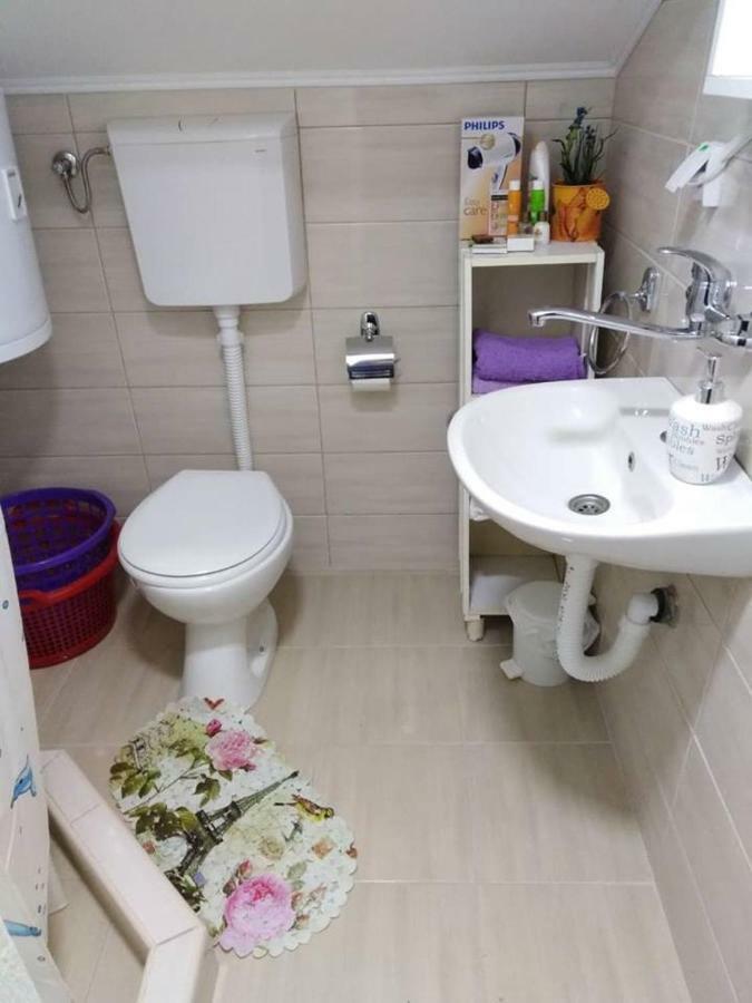 Apartman Vrdnicak Vrdnik Luaran gambar